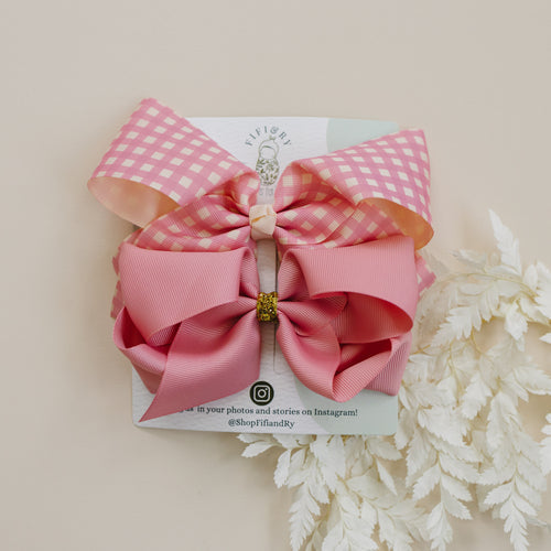 Tiny Ties of Joy: Unique Baby Shower Gift Ideas with Fifi & Ry's Hair Bows